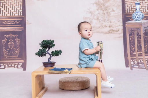 燕郊孕妇肚子上的黑线